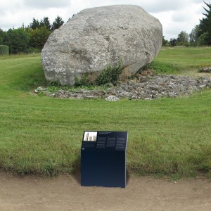 Tout pour plaire - Locmariaquer - signalétique - extérieur - Centre des monuments nationaux