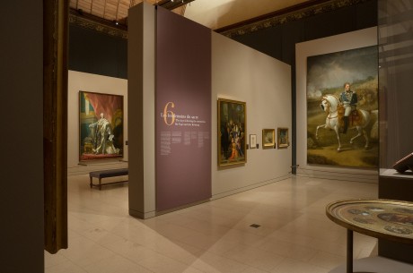 Tout pour plaire - Signalétique de l'exposition Sacres Royaux au Palais du Tau, à Reims